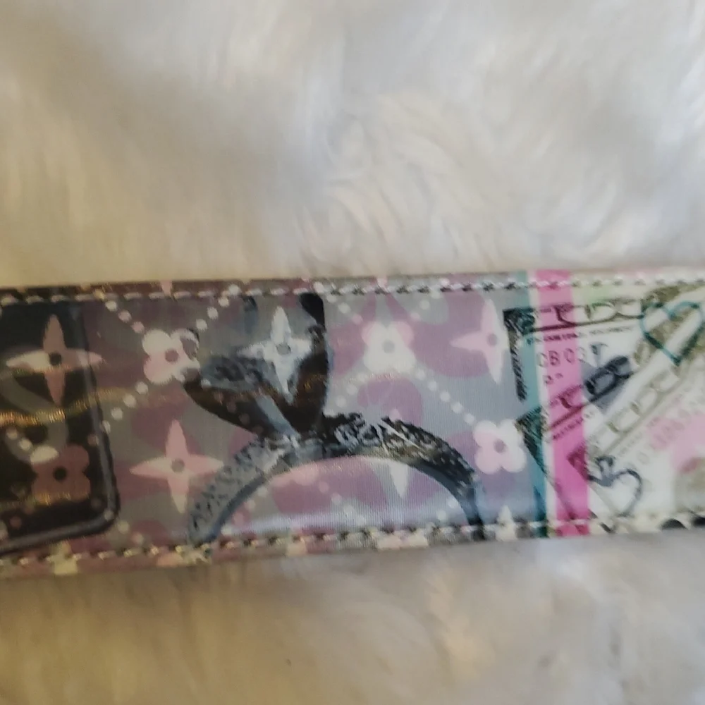 Vintage 90's Holographic Multicolor Patterned Women's Belt